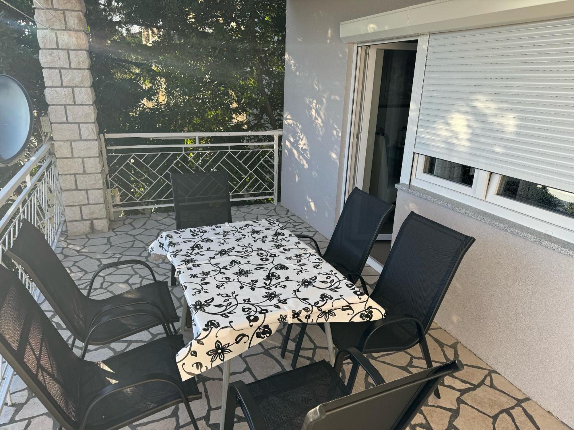 Lory Apartmani Dramalj Buitenkant foto